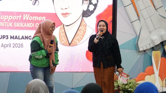 kegiatan inspiratif bertajuk “Kartini Berkendara, Mandiri Berkarya” oleh  Srikandi PLN bersama Yayasan Baitul Maal (YBM) PT PLN (Persero). (Foto: istimewa)