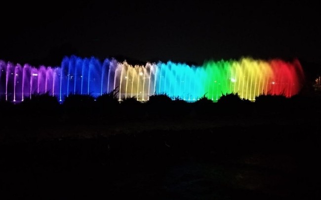 Air Mancur Menari Kenjeran. (Foto: laman tripadvisor)