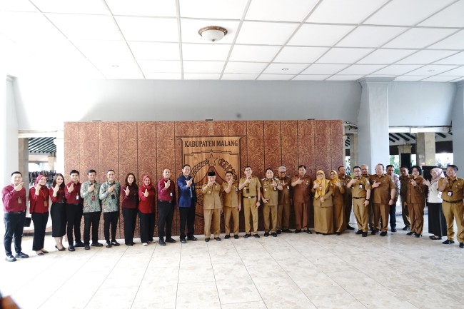foto bersama.