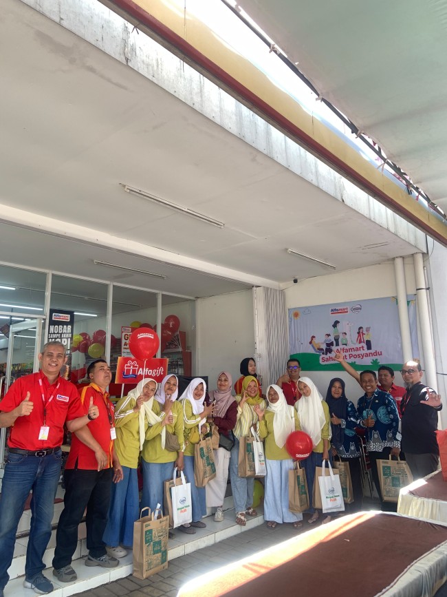 Kegiatan posyandu oleh Alfamart di Kabupaten Malang spesial Hari Anak Nasional (HAN). (Foto: istimewa)